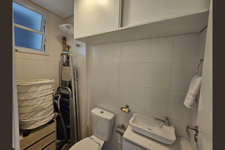 Apartamento à venda com 130m², 3 quartos e 3 vagas Apartamento à venda com 130m², 3 quartos e 3 vagasÁrea de Serviço