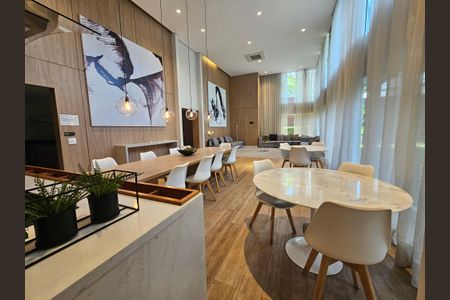 Apartamento à venda com 130m², 3 quartos e 3 vagas Apartamento à venda com 130m², 3 quartos e 3 vagasÁrea comum - Salão de festas