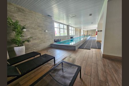 Apartamento à venda com 130m², 3 quartos e 3 vagas Apartamento à venda com 130m², 3 quartos e 3 vagasPiscina Coberta