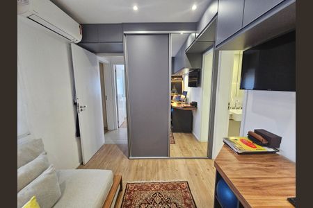 Apartamento à venda com 130m², 3 quartos e 3 vagas Apartamento à venda com 130m², 3 quartos e 3 vagasSuíte 2