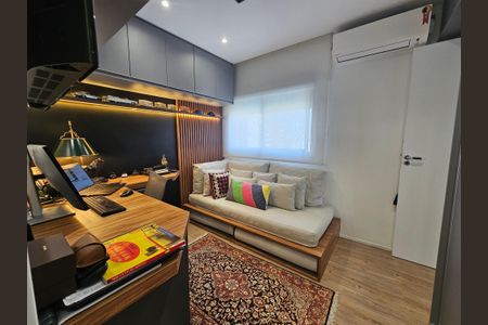 Apartamento à venda com 130m², 3 quartos e 3 vagas Apartamento à venda com 130m², 3 quartos e 3 vagasSuíte 2