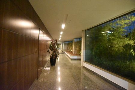 Apartamento à venda com 278m², 4 quartos e 4 vagas