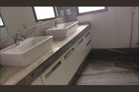 Apartamento à venda com 278m², 4 quartos e 4 vagas