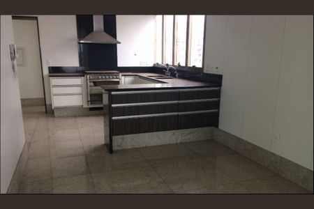 Apartamento à venda com 278m², 4 quartos e 4 vagas