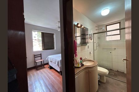 Apartamento à venda com 140m², 4 quartos e 3 vagas