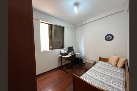 Apartamento à venda com 140m², 4 quartos e 3 vagas