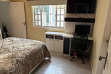 Casa à venda com 4 quartos, 173m² em Piratininga, Niterói