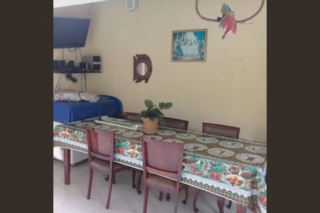 Casa à venda com 4 quartos, 220m² em Piratininga, Niterói