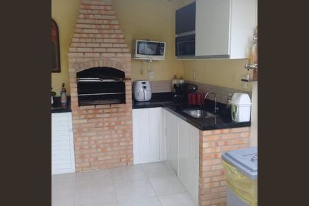 Casa à venda com 4 quartos, 220m² em Piratininga, Niterói