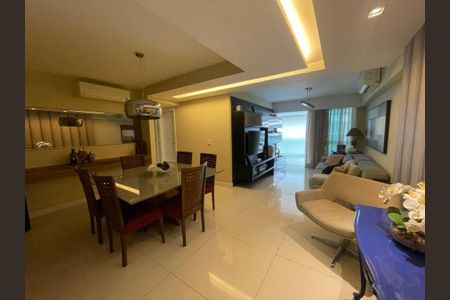 Apartamento à venda com 3 quartos, 128m² em Icaraí, Niterói