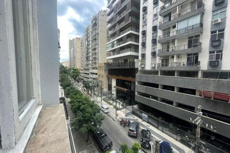 Apartamento à venda com 75m², 2 quartos e 1 vaga