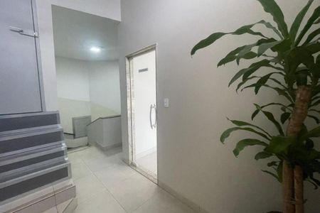 Apartamento à venda com 75m², 2 quartos e 1 vaga