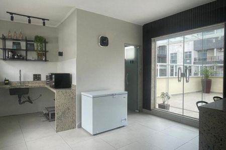 Apartamento à venda com 75m², 2 quartos e 1 vaga