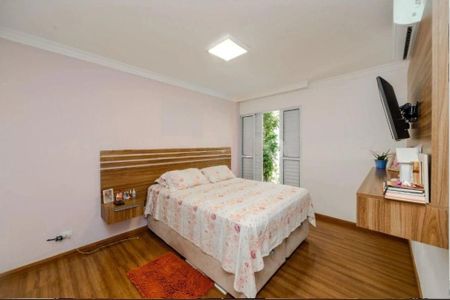 Casa à venda com 3 quartos, 300m² em Vila Sonia, São Paulo