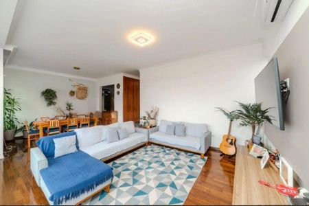 Casa à venda com 3 quartos, 300m² em Vila Sonia, São Paulo