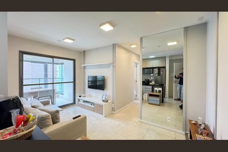 Apartamento à venda com 2 quartos, 65m² em Jardim das Acacias, São Paulo