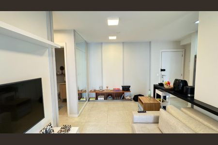 Apartamento à venda com 2 quartos, 65m² em Jardim das Acacias, São Paulo