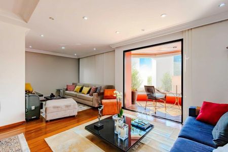 Apartamento à venda com 3 quartos, 151m² em Vila Olímpia, São Paulo