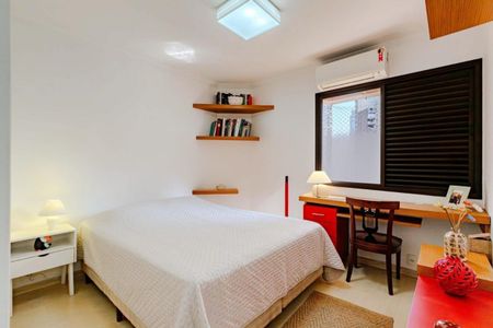 Apartamento à venda com 3 quartos, 151m² em Vila Olímpia, São Paulo