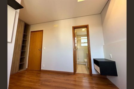 Apartamento à venda com 2 quartos, 87m² em Jardim Trevo, Jundiaí
