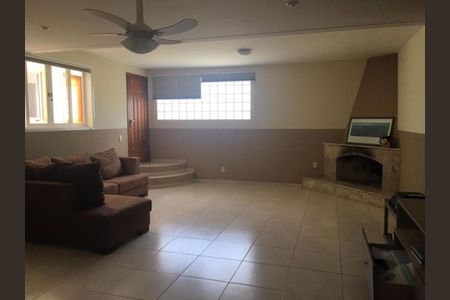Casa à venda com 4 quartos, 700m² em Vila Alvorada, Jundiaí