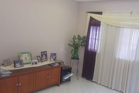 Casa à venda com 3 quartos, 300m² em Vila de Vecchi, Jundiaí
