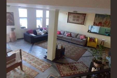 Casa à venda com 4 quartos, 500m² em Jardim da Serra, Jundiaí