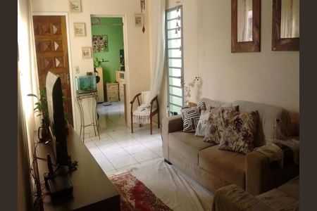 Casa à venda com 5 quartos, 310m² em Anhangabaú, Jundiaí