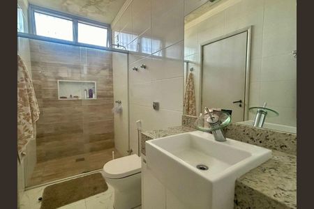 Casa à venda com 4 quartos, 470m² em Jardim Novo Mundo, Jundiaí