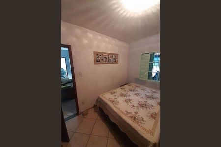 Casa à venda com 180m², 4 quartos e 4 vagas