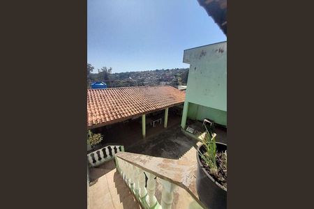 Casa à venda com 180m², 4 quartos e 4 vagas