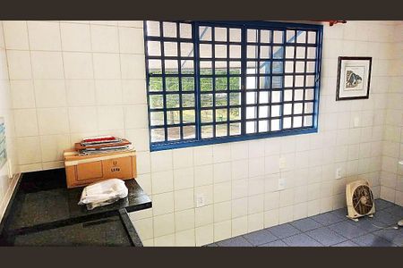 Casa à venda com 2 quartos, 146m² em Vila Helena, Jundiaí