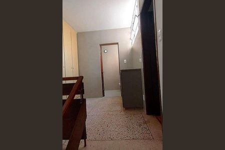 Casa à venda com 167m², 3 quartos e sem vaga