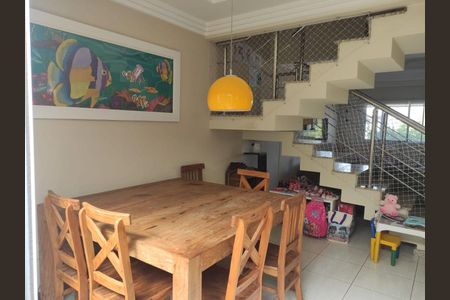 Casa à venda com 4 quartos, 187m² em Jardim Carolina, Jundiaí