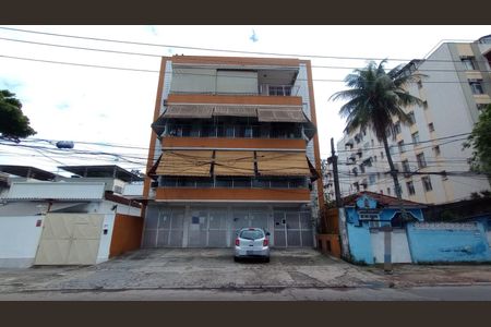 Apartamento à venda com 106m², 3 quartos e 1 vaga Apartamento à venda com 106m², 3 quartos e 1 vagaFachada