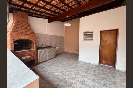 Casa à venda com 2 quartos, 138m² em Vila Vianelo, Jundiaí