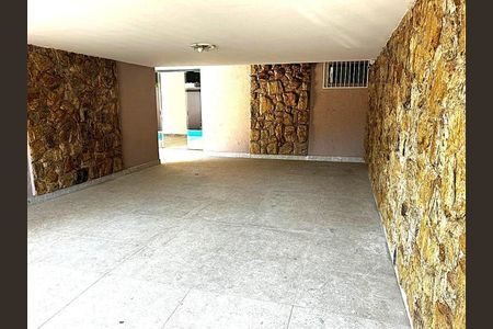 Casa à venda com 4 quartos, 271m² em Jardim Ermida I, Jundiaí