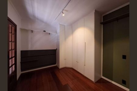 Casa à venda com 3 quartos, 433m² em Jardim Novo Mundo, Jundiaí