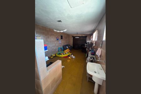 Casa à venda com 2 quartos, 183m² em Vila das Hortencias, Jundiaí