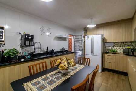 Casa à venda com 185m², 2 quartos e 1 vagaCozinha