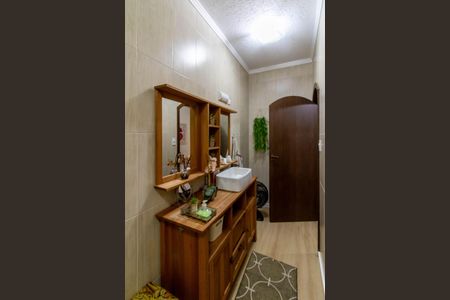 Casa à venda com 185m², 2 quartos e 1 vagaBanheiro