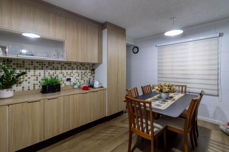 Casa à venda com 185m², 2 quartos e 1 vagaCozinha