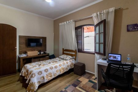 Casa à venda com 185m², 2 quartos e 1 vagaQuarto 1