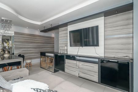 Sala de apartamento para alugar com 2 quartos, 55m² em Humaitá, Porto Alegre