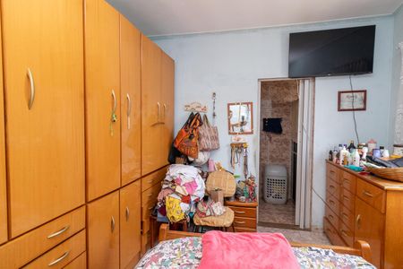 Casa à venda com 240m², 4 quartos e 2 vagasSuíte