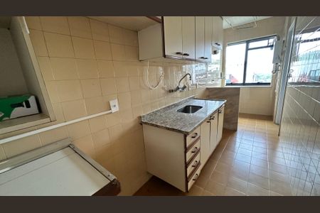 Apartamento à venda com 84m², 2 quartos e 1 vaga Apartamento à venda com 84m², 2 quartos e 1 vagaCozinha