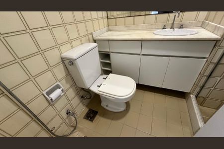Apartamento à venda com 84m², 2 quartos e 1 vaga Apartamento à venda com 84m², 2 quartos e 1 vagaBanheiro