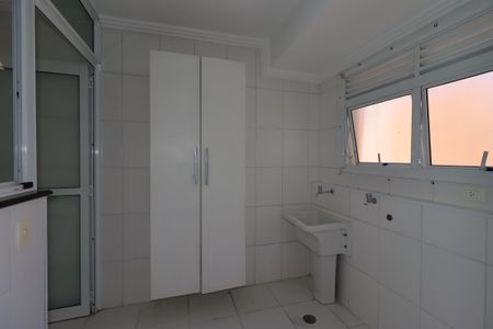 Apartamento para alugar com 139m², 2 quartos e 3 vagasÁrea de Serviço