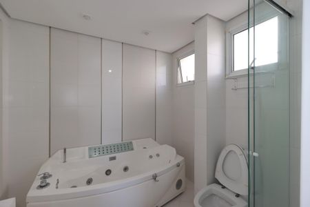 Apartamento para alugar com 139m², 2 quartos e 3 vagasBanheiro da Suíte 2