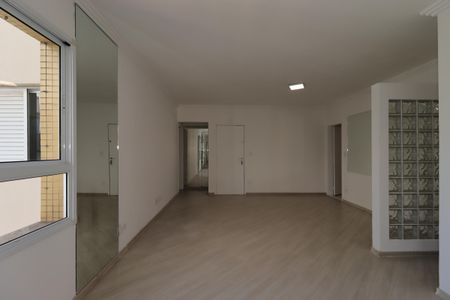 Sala de apartamento para alugar com 2 quartos, 139m² em Jardim Bela Vista, Santo André